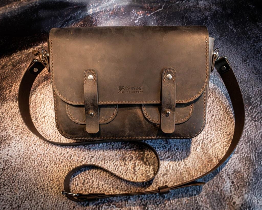 Crazy Horse Pull-Up Leather Bag
